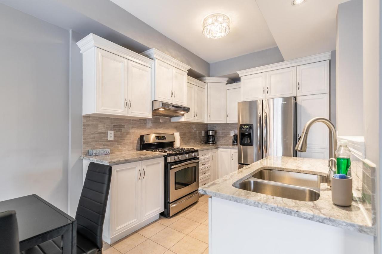 3Br 2Ba Townhomes With Hot Tub & Bbq By Globalstay Hamilton Exterior photo