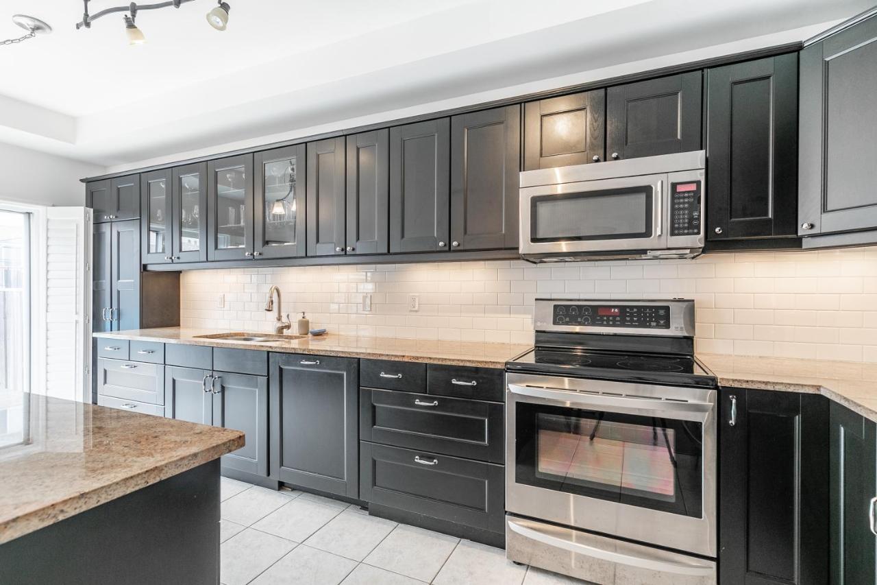 3Br 2Ba Townhomes With Hot Tub & Bbq By Globalstay Hamilton Exterior photo